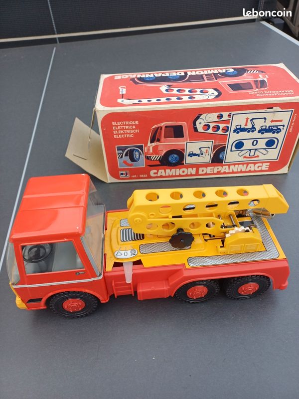 CIJ - 6/40 - Camion Porte-fusée téléguidé - Boite vide