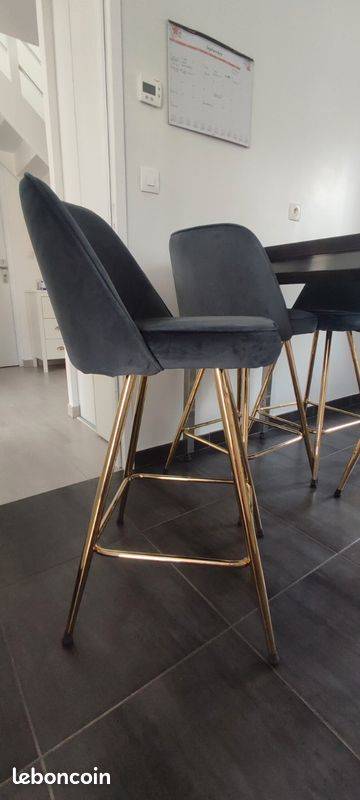 Table haute cuisine + 4 chaises hautes/tabourets modernes hauts (image 4)