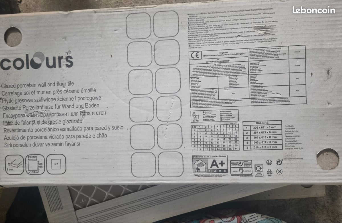 4 cartons de carrelage Colours (image 1)