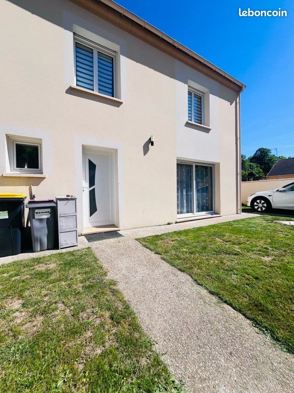 Maison 4 pièces 95 m² · à Morigny-Champigny · 95 m² · 299 000 €