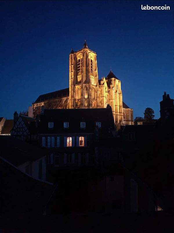 Appartement 2 pièces 50 m² · à Bourges · 50 m² · 595 €