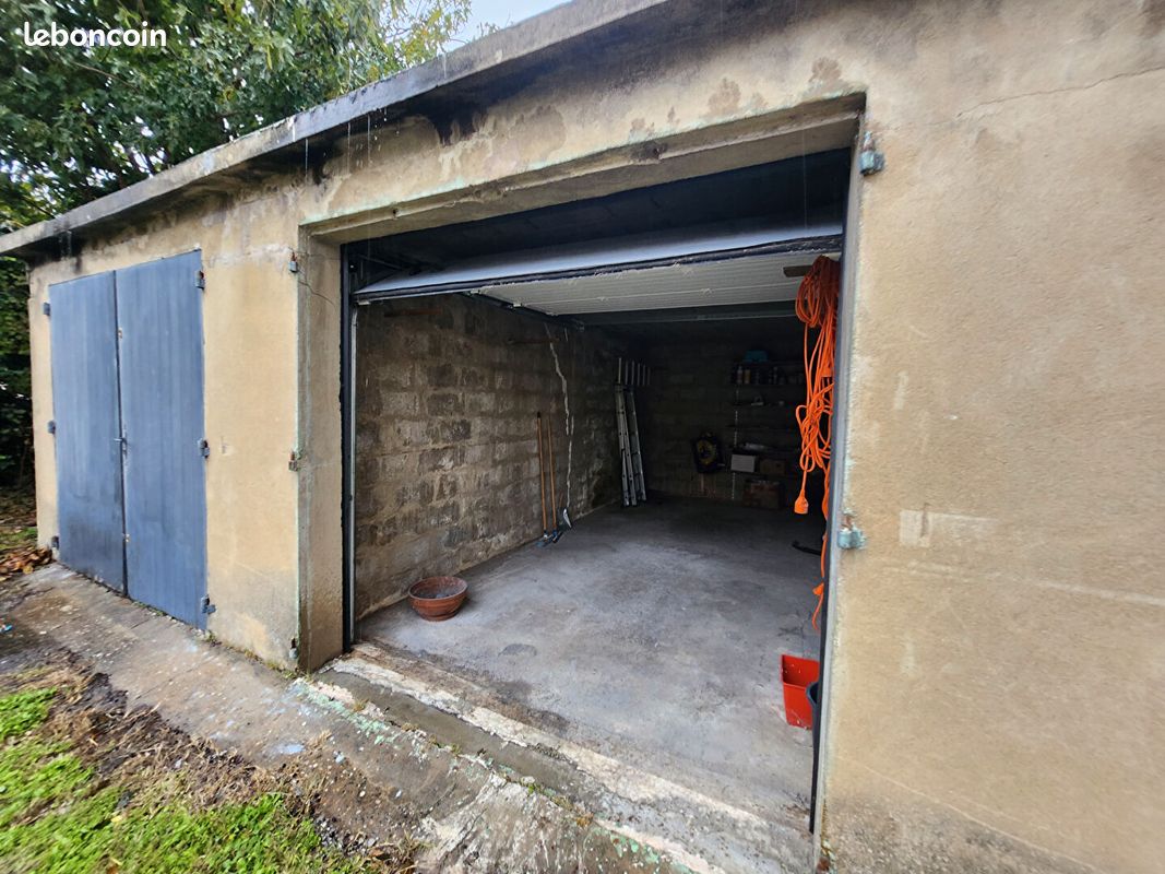 Parking 1 pièce 16 m² · à Avignon · 16 m² · 11 000 €