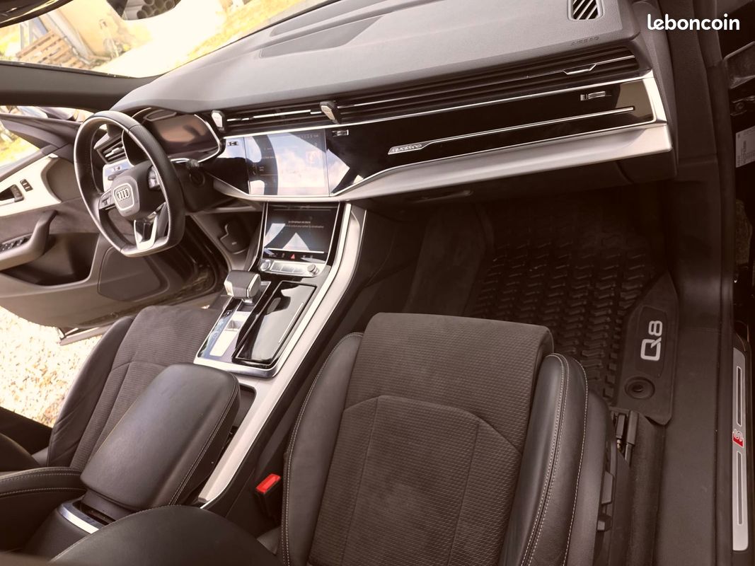 Audi q8 s line (image 5)