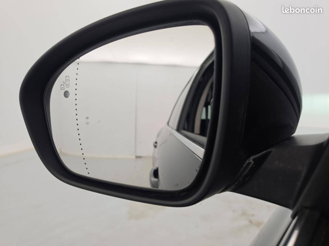 RENAULT Arkana E-Tech 145 - 21B Intens (image 31)