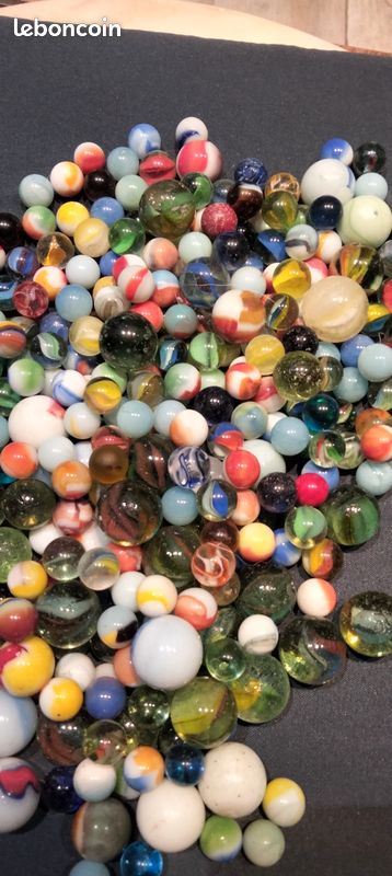 Lot De 51 Billes En Verre Type 'Loupe' - Occasion - Pour Jeux Ou Collection