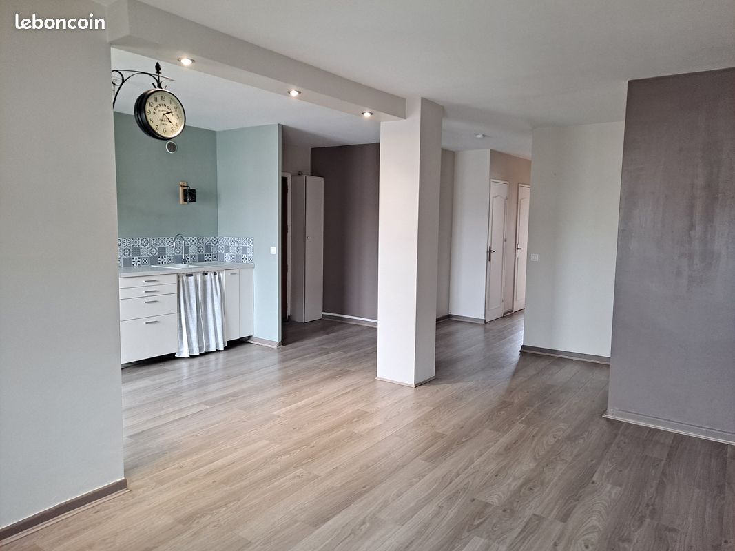 Appartement 3 pièces 67 m² · à Saint-Étienne · 67 m² · 79 000 €