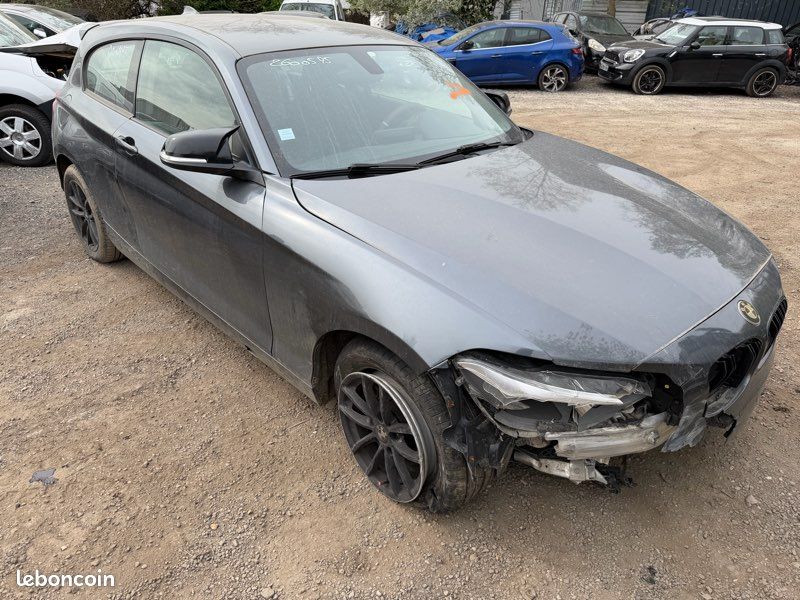 BMW 114d accidenté (image 4)