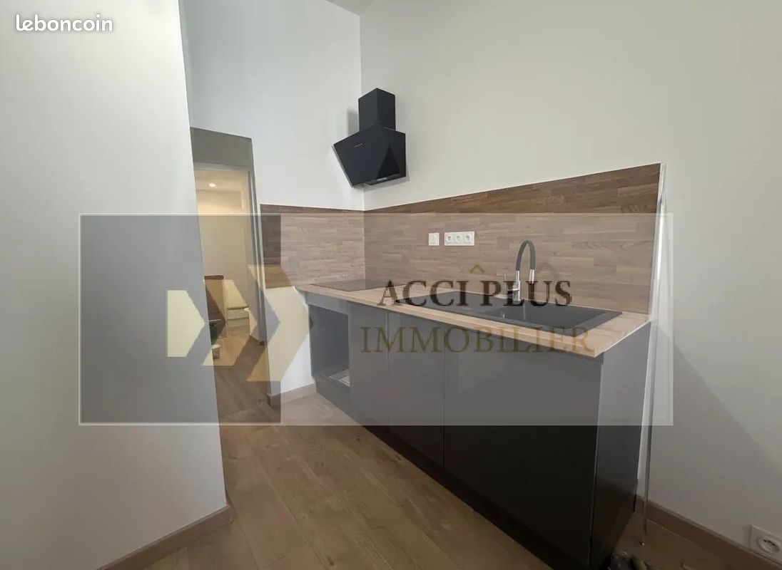 Appartement 1 pièce 23 m² · à Nîmes · 23 m² · 500 €/mois