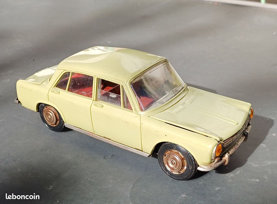 ANCIENNE SIMCA JOUSTRA EUR 32,50 - FR