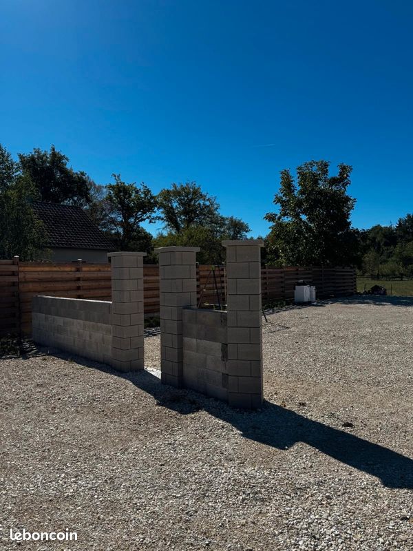 Terrain constructible · à Plancher-Bas · 58 000 €