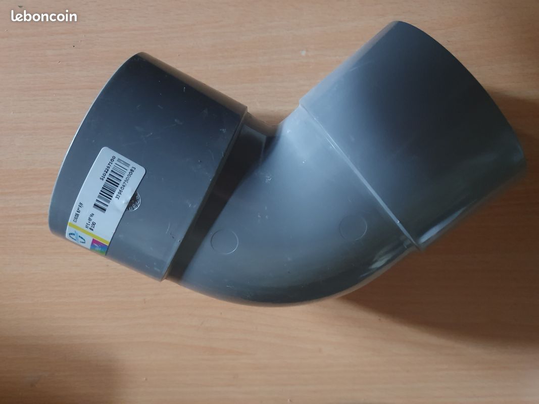 Coude PVC F/F 100mm 67° (image 1)