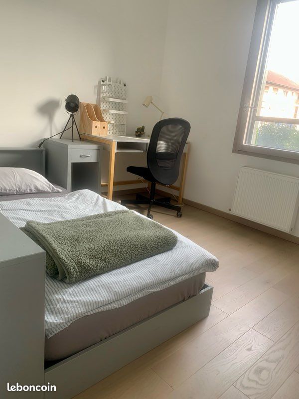 Appartement 4 pièces 76 m² · à Ambilly · 76 m² · 690 €/mois