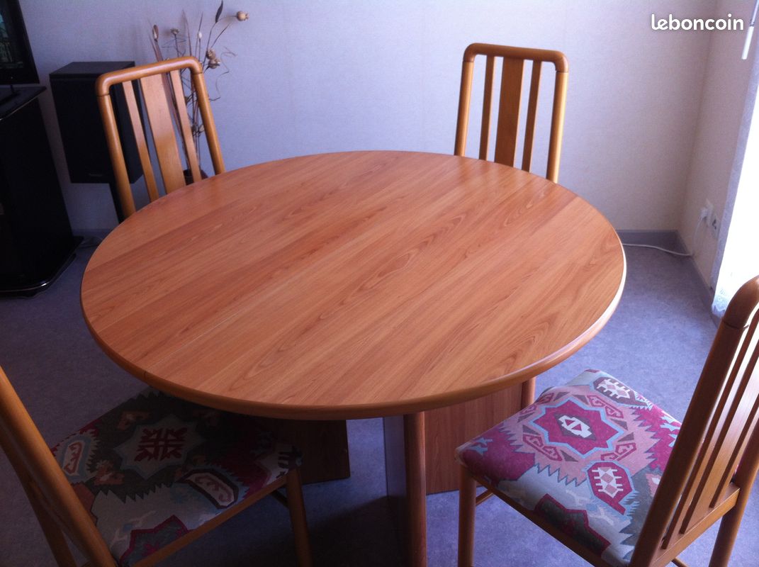 Table ronde de salle à manger (image 1)