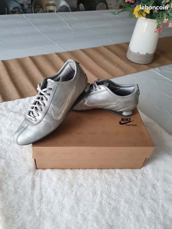 HOT Chaussures Nike Nike Shox Rivalry Argent Baskets Nike