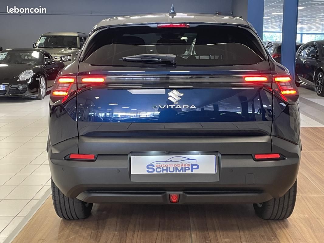 Suzuki e-vitara 61KWH STYLE (image 5)