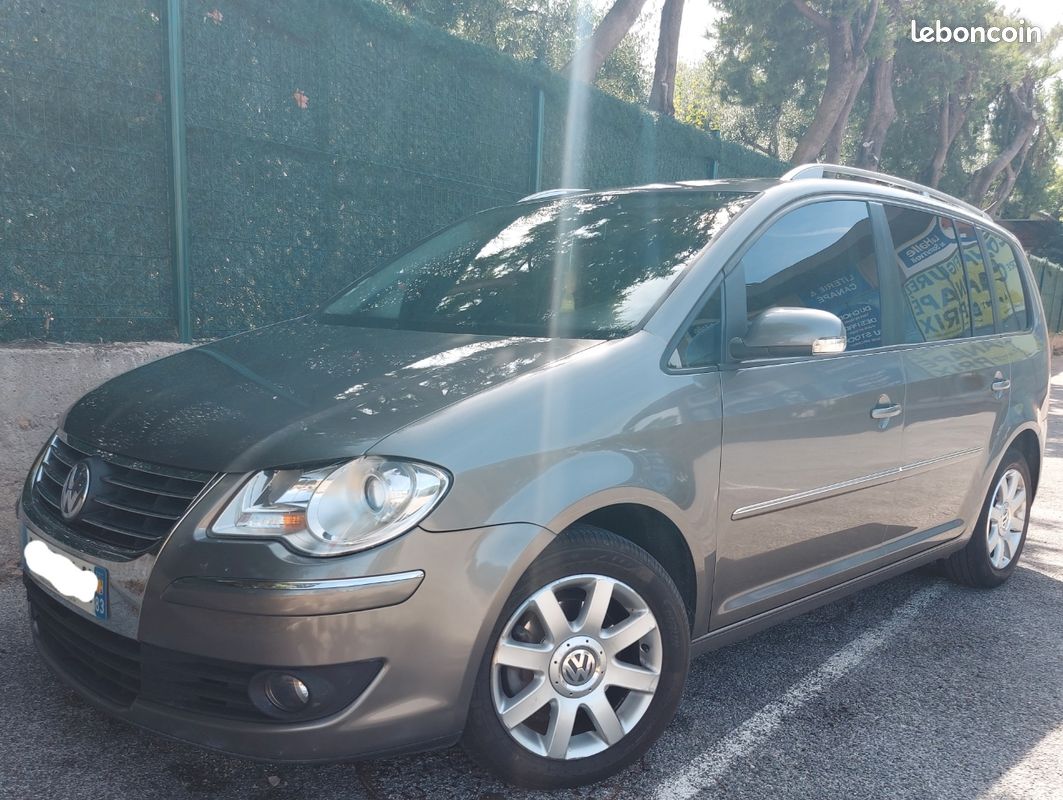 Vw touran 2.0 tdi sportline - Voitures