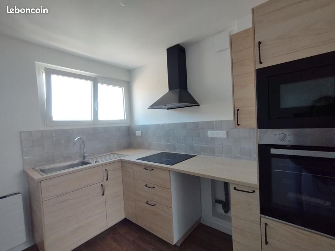 Appartement 3 pièces 58 m² · à Aubagne · 58 m² · 900 €