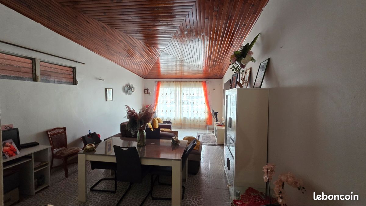 Appartement 5 pièces 160 m² · à Le Prêcheur · 160 m² · 150 000 €