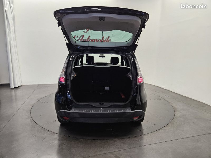 Renault SCENIC III Scénic III 1.6 dci 130 ch / GPS / Radar / Écran / Régulateur / (image 8)