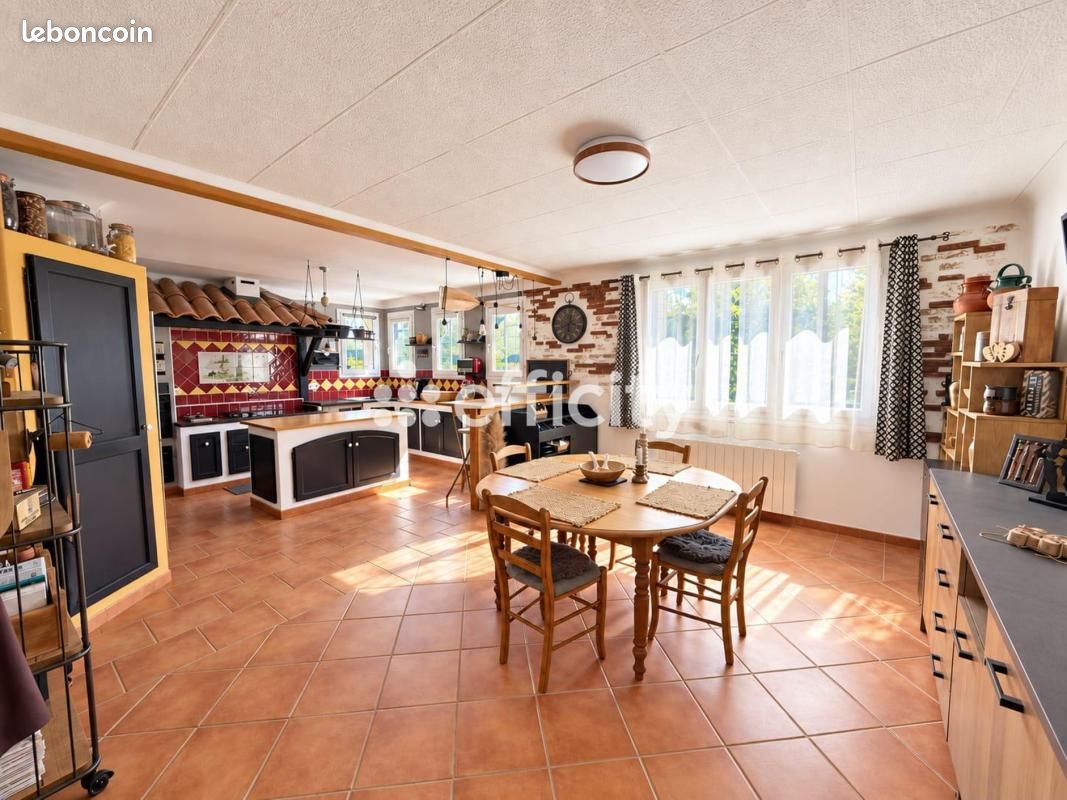 Maison 6 pièces 153 m² (image 3)