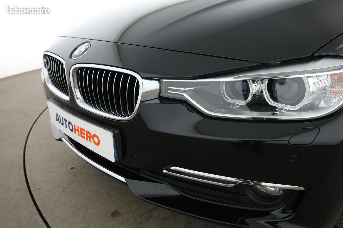 BMW Série 3 316d Luxury BVA8 116 ch (image 28)