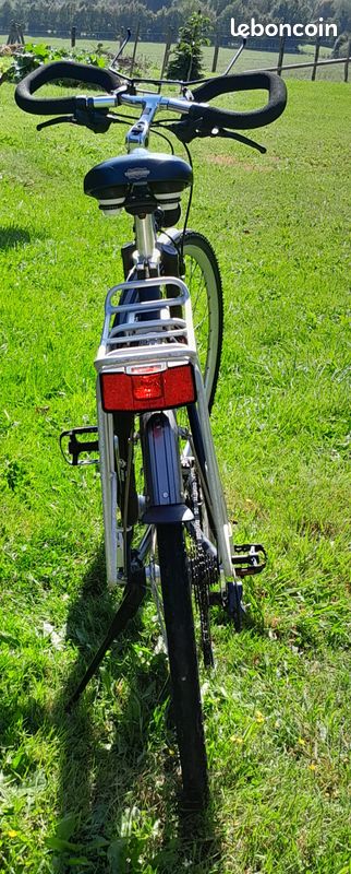 Vends vélo vtc giant (image 4)