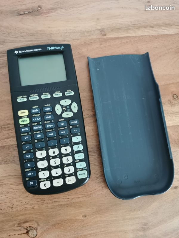 Calculatrice Vintage Texas Instruments TI-82 - Noir - 1999 - Fonctionnelle