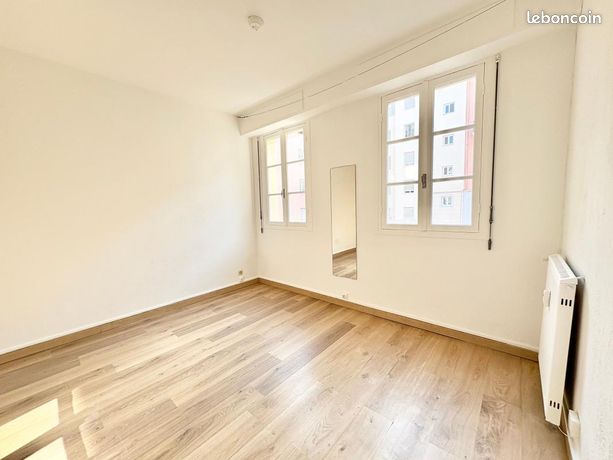 Studio 1 pièce 23 m² — 3