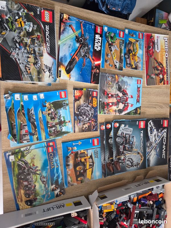 Lot de lego à reconstruire
Plus de 14 kilos avec leurs notices respectives
Différentes licences
Star wars ninjago technique citygo (image 2)