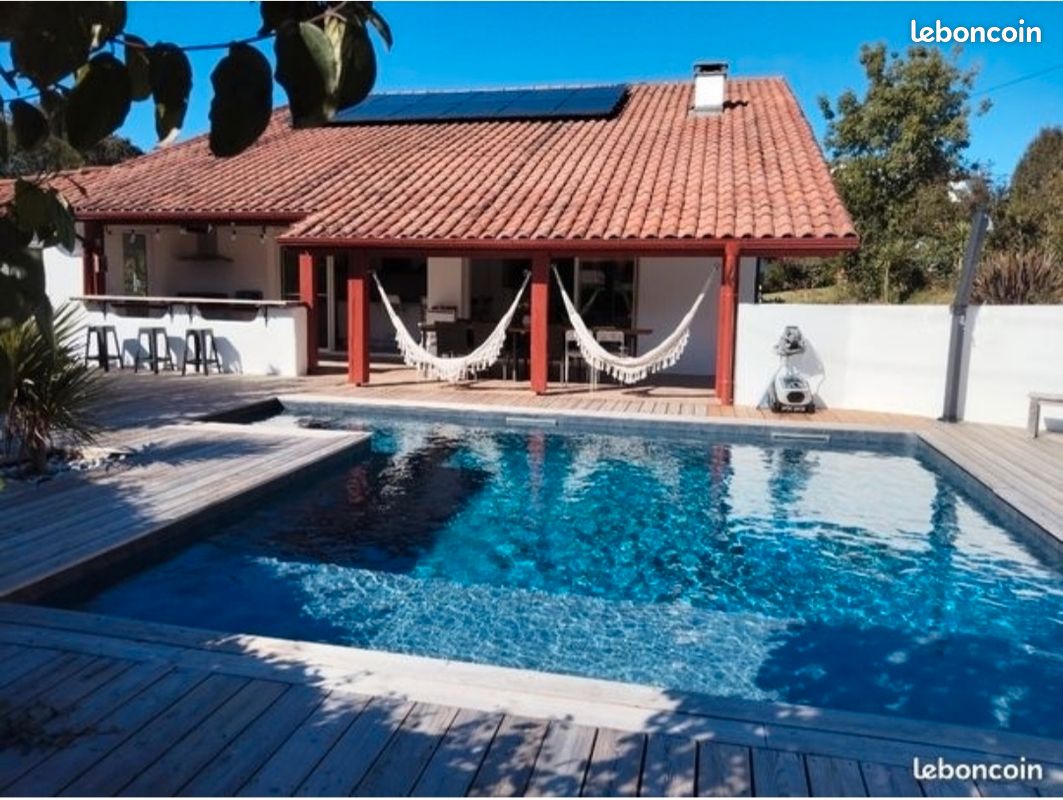 Maison 8 pièces 220 m² · à Villefranque · 220 m² · 690 000 €