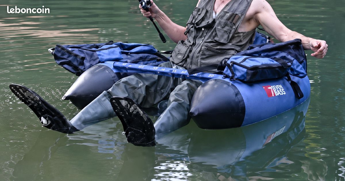 seven bass waders float tube