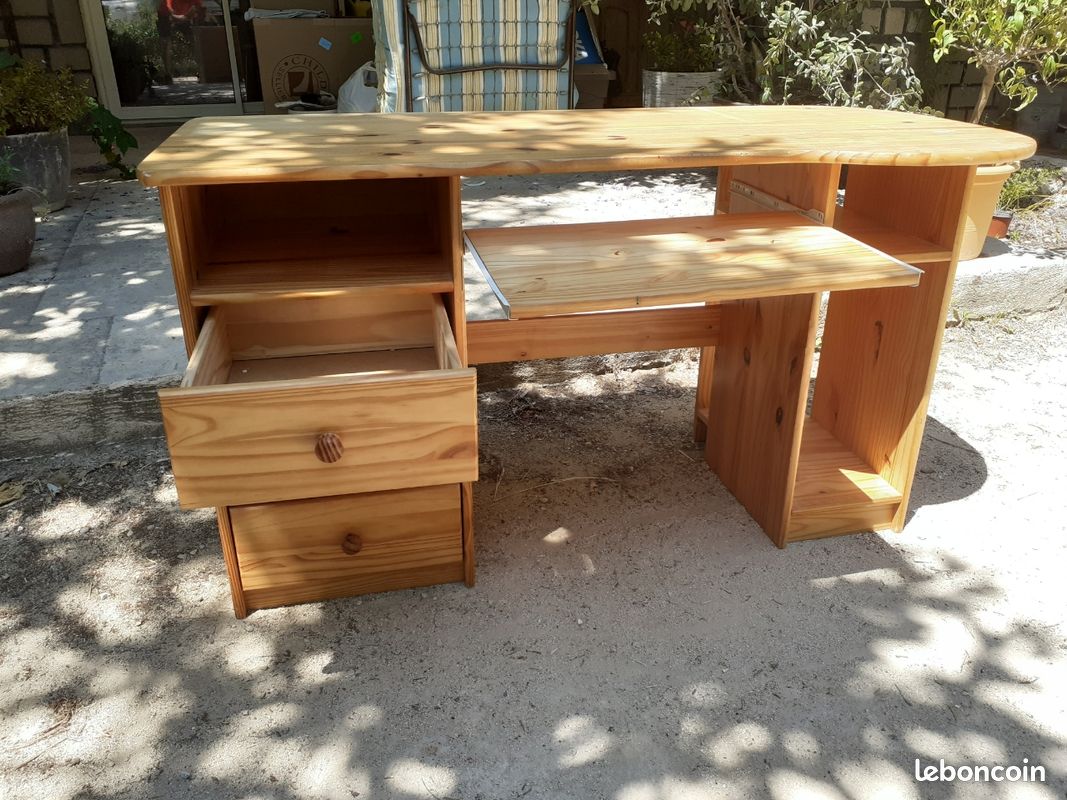 Bureau scolaire (image 3)