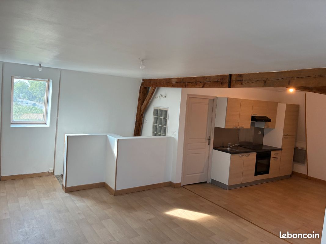 Appartement 3 pièces 55 m² · à Wambrechies · 55 m² · 890 €