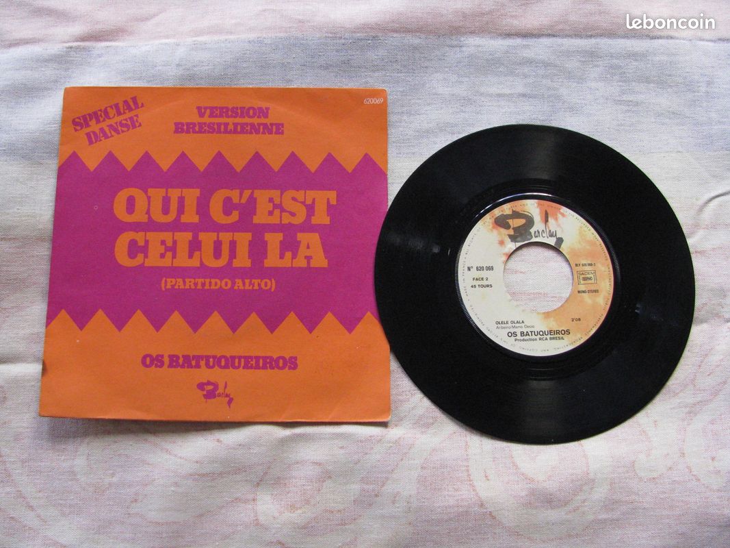 Vinyl 45 T - OS BATUQUEIROS (image 1)