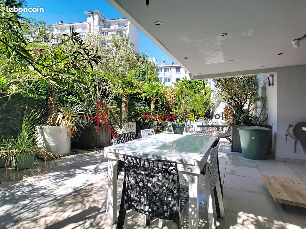 Appartement 3 pièces 70 m² · à Grenoble · 70 m² · 220 000 €