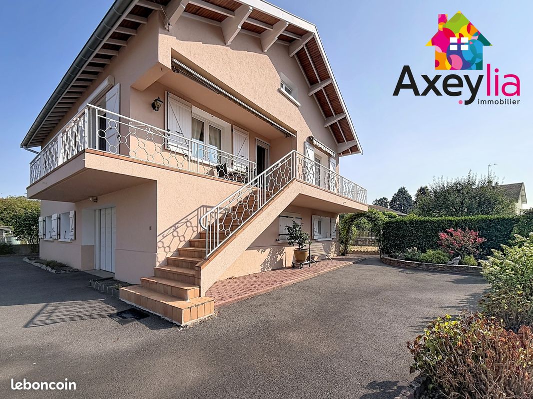 Maison 5 pièces 111 m² · à Feurs · 111 m² · 235 000 €