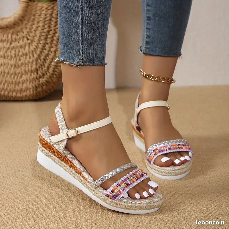 Chaussures, sandales d'été (image 2)