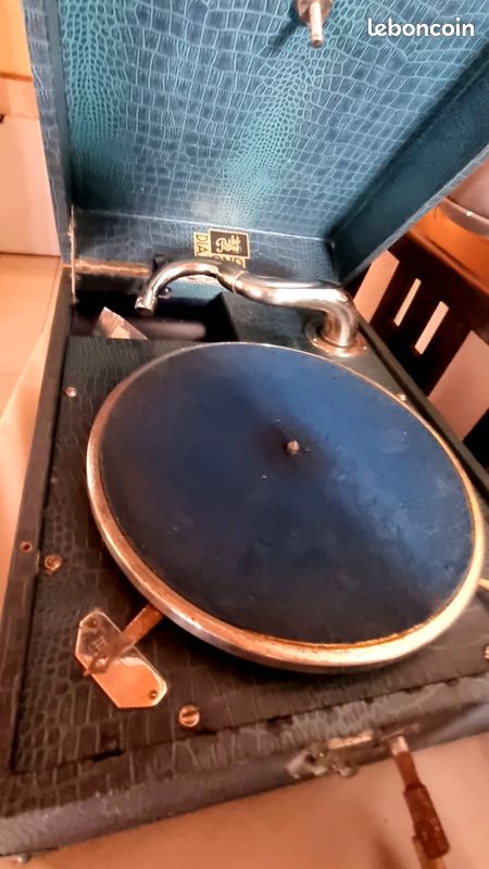 Gramophone (image 2)