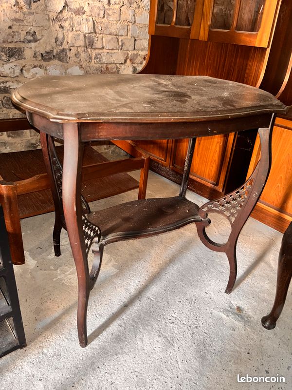 Table d’appoint (image 1)