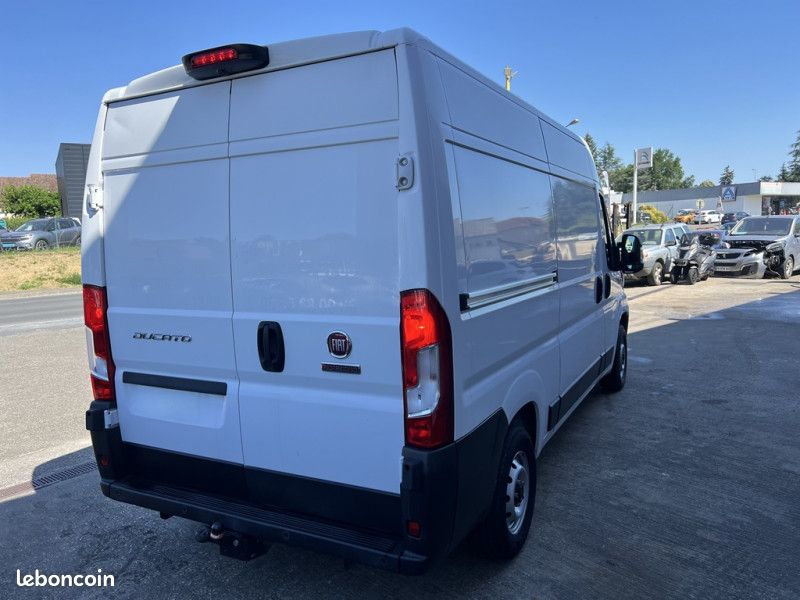 Fiat DUCATO FG VITRE 3.3 MH2 2.3 MULTIJET 120CH PRO LOUNGE VITRE (image 4)