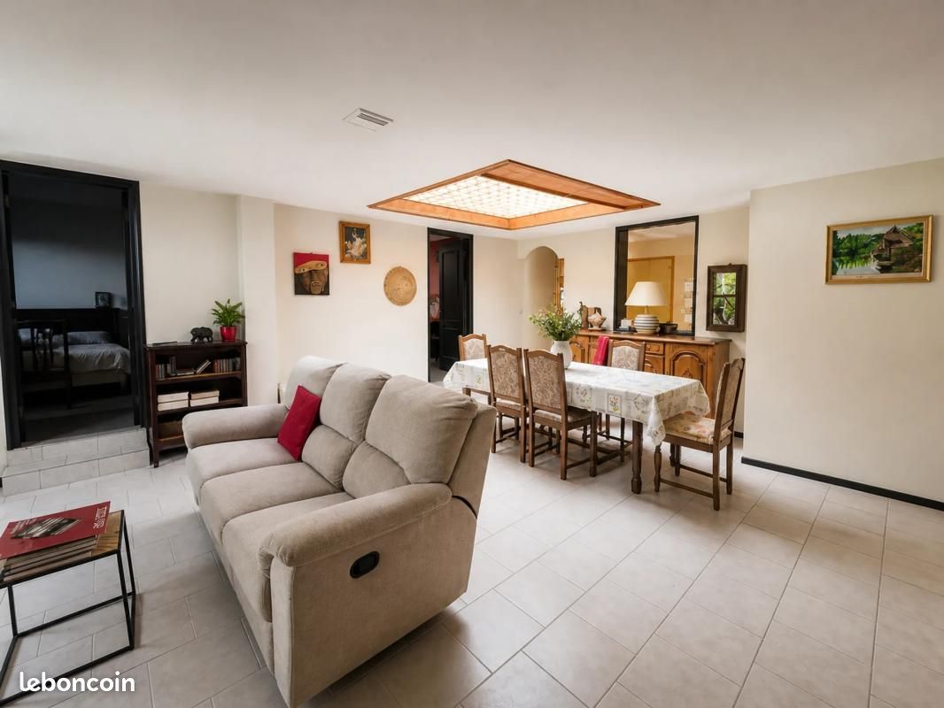 Maison 3 pièces 90 m² · à Saint-André-lez-Lille · 90 m² · 263 000 €