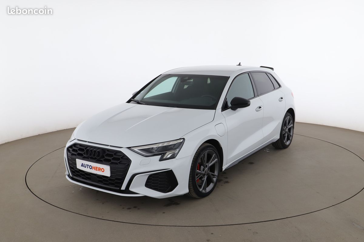 Audi A3 Sportback 45 TFSIe Competition S Tronic 245 ch (image 1)