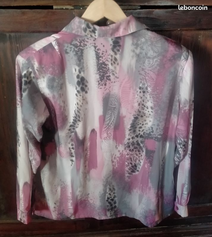 Chemisier avec épaulettes manches longues femme/ taille 42/ très bon état (image 2)