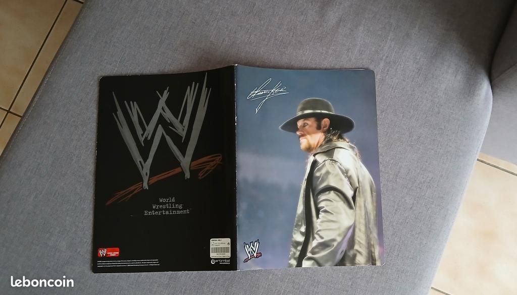 Cahier catch WWE Undertaker (image 1)