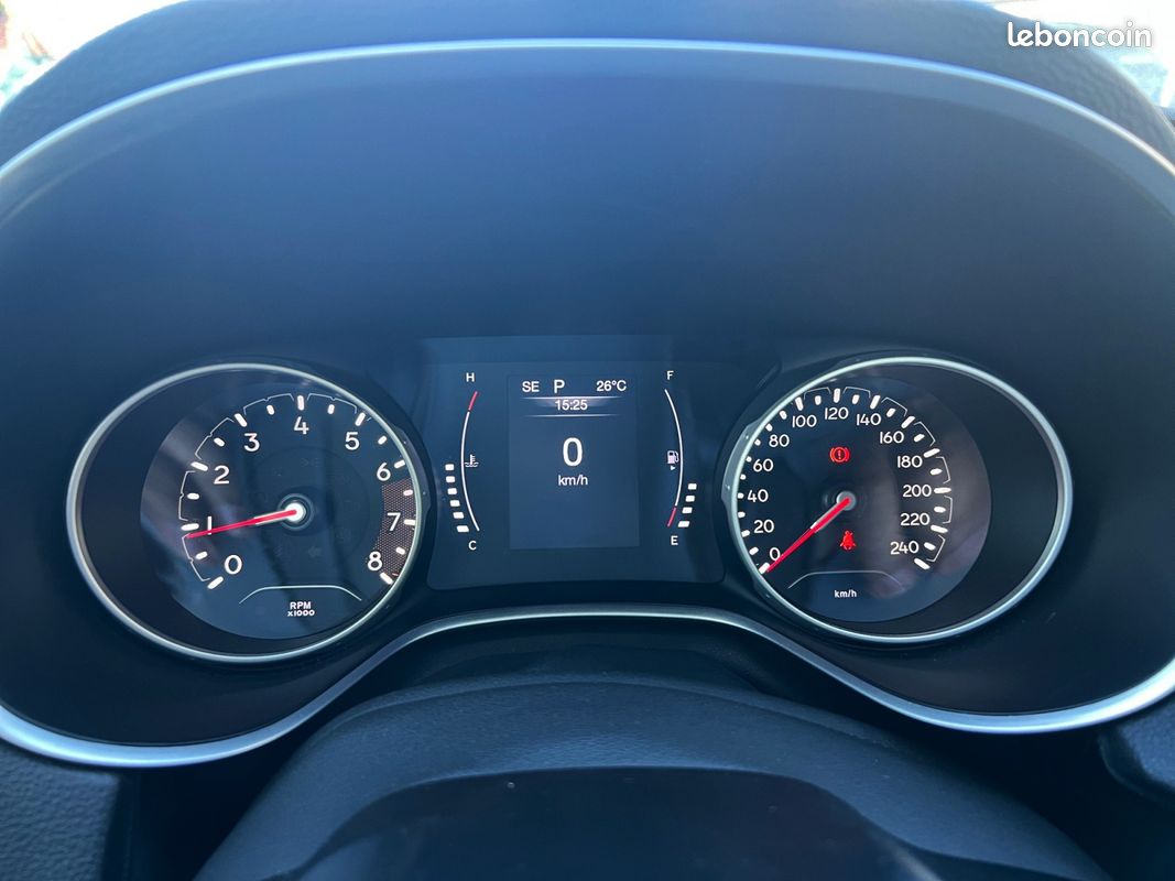 JEEP COMPASS MY20 1.3 Turbo MultiAir 2WD 150CH Longitude Garantie 12 mois (image 14)