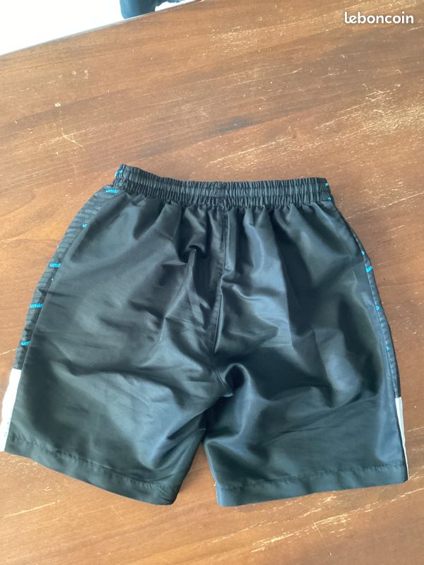 Short garcon Umbro Vêtements