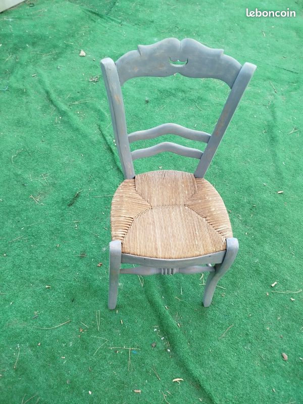 Chaises (image 1)
