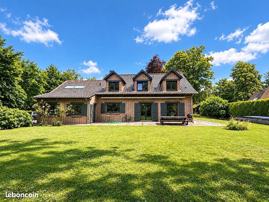 Maison 7 pièces 240 m² · à Bondues · 240 m² · 995 000 €