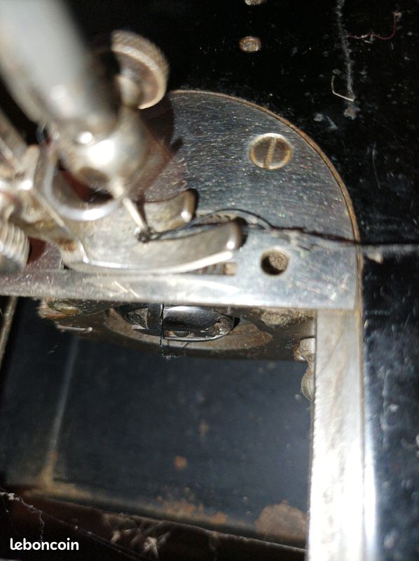 Machine à coudre collectionneur (image 6)