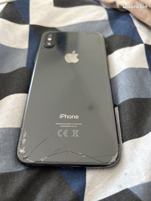 IPhone X 64go (image 3)